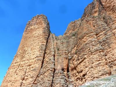 Viaje Semana Santa - Mallos Riglos - Jaca; viaje organizado desde Madrid;fuentes carrionas